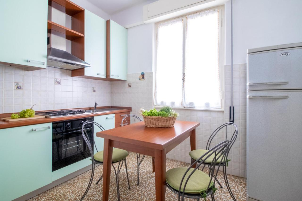 Sea Mint Apartment Рапалло Экстерьер фото